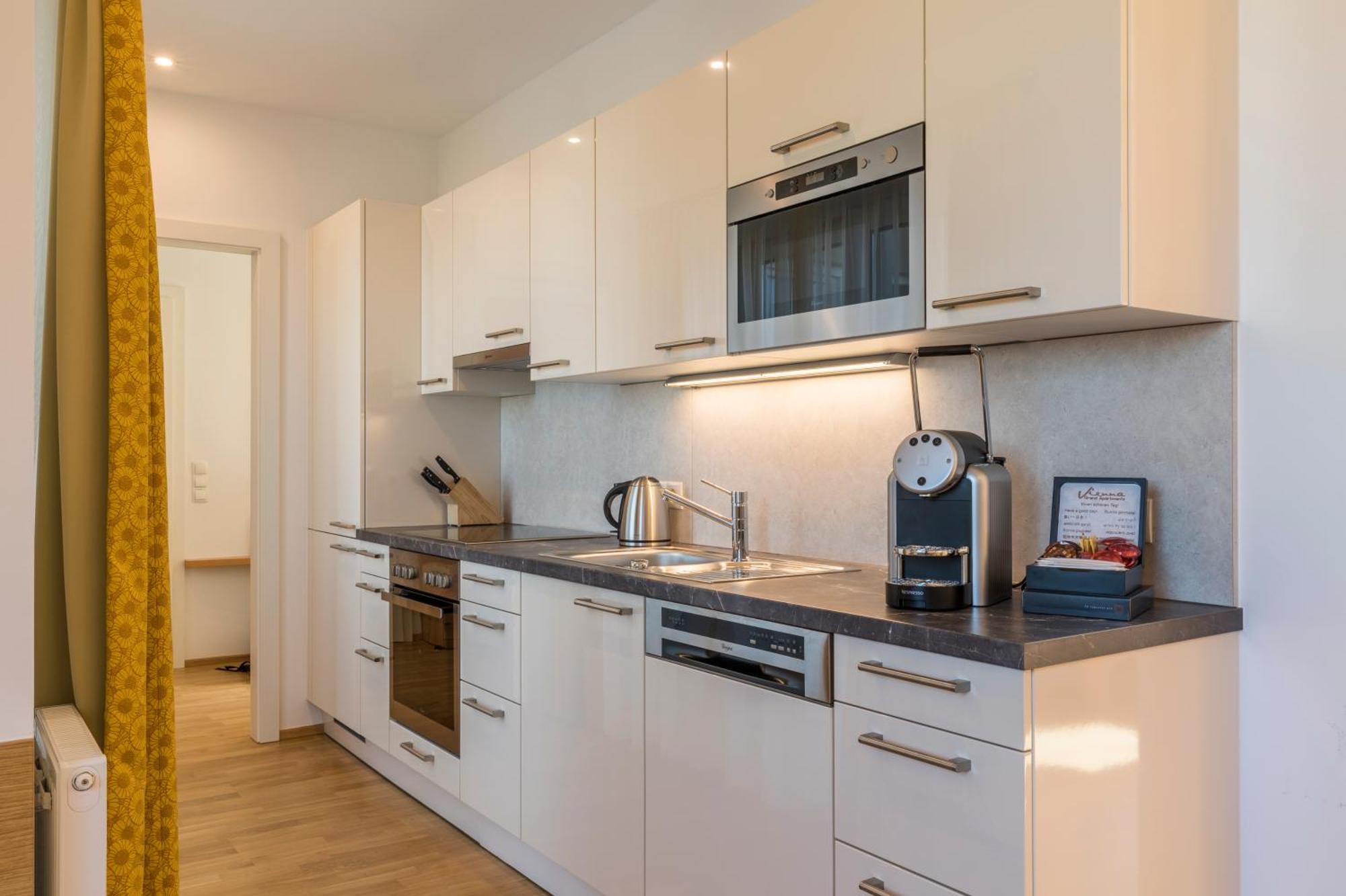 Vienna Grand Apartments City Bagian luar foto