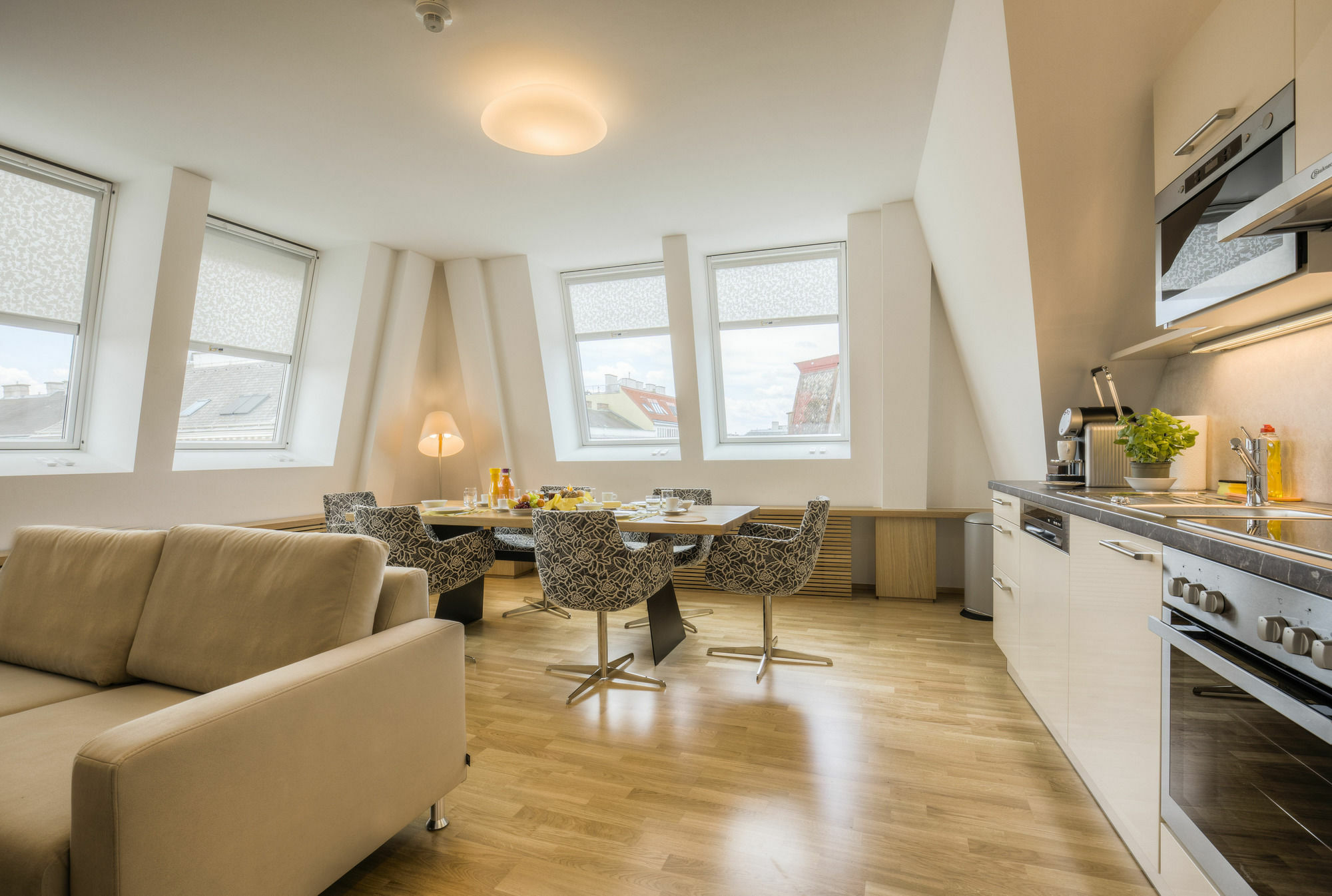 Vienna Grand Apartments City Bagian luar foto