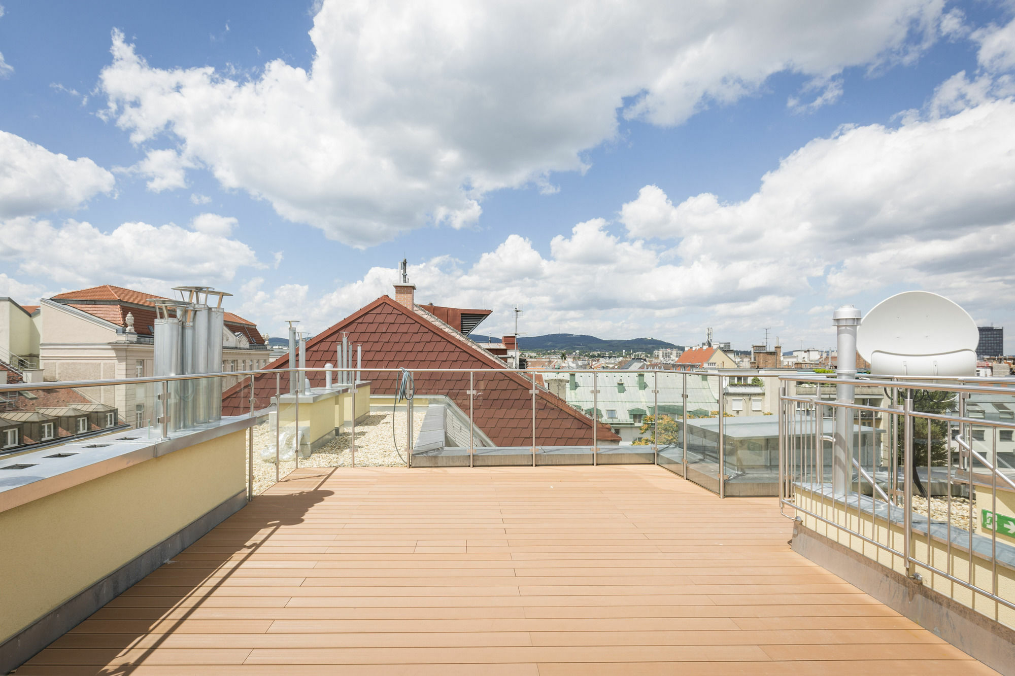 Vienna Grand Apartments City Bagian luar foto